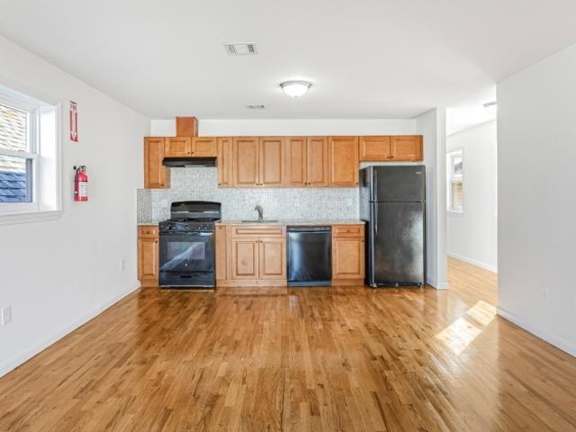 326 Magnolia Ave