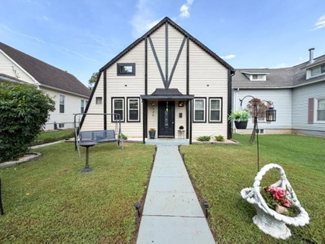326 South Sycamore