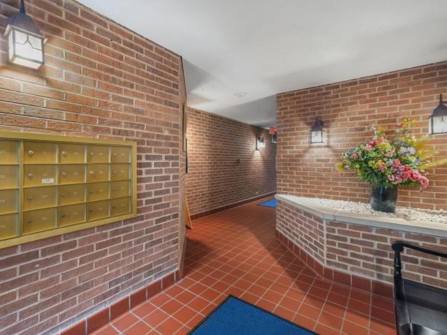 326 Park Avenue # 21