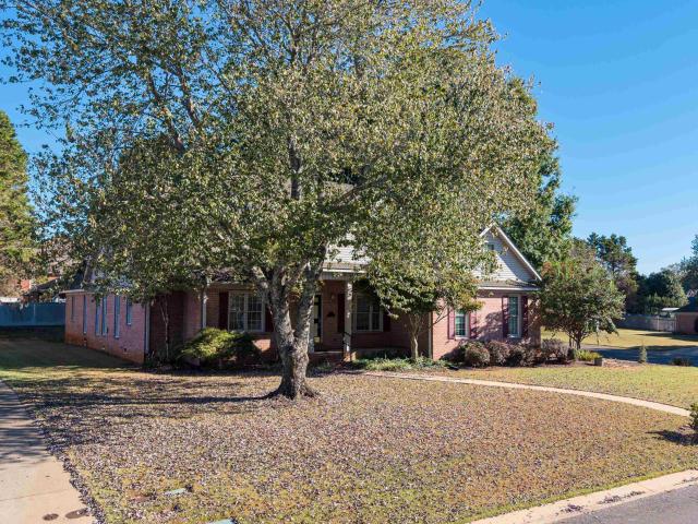326 Reddoch Rd
