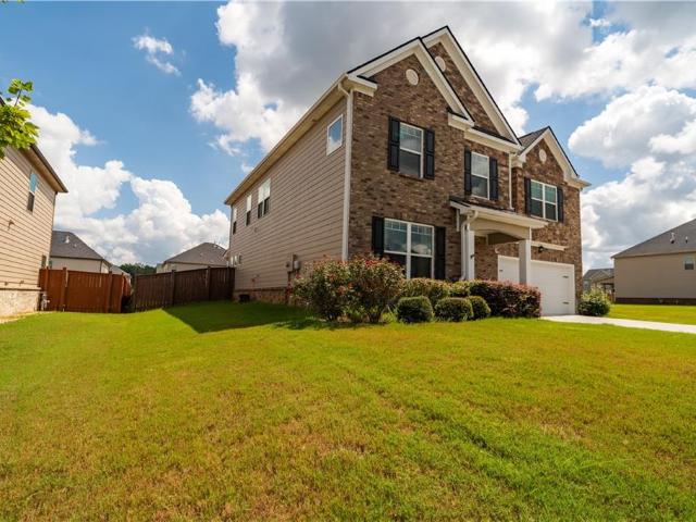 3276 Papyrus Palm Road