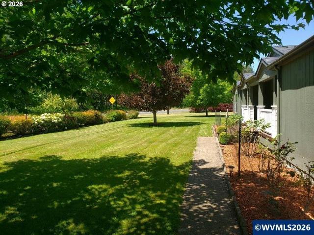 32777 berlin rd
