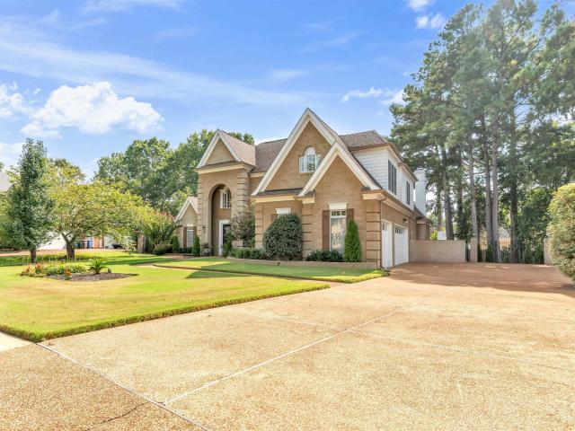3279 duke cir