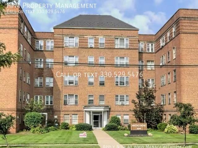 3270 Warrensville Center Rd, 1 bed, 1 full bath