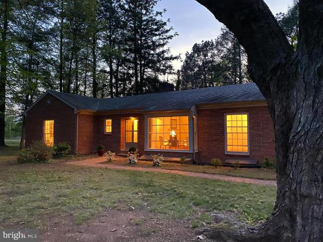 3271 Rosney Road