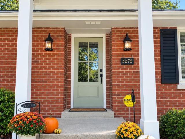 3272 Saxon Drive