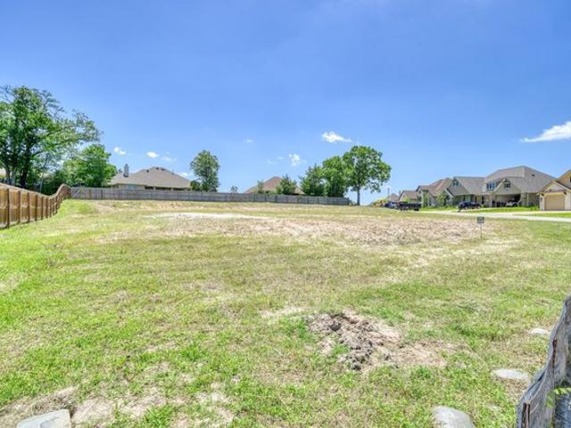 3273 Rose Hill Ln, Bryan, TX 77808