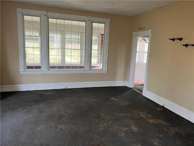 327 3rd St, Leechburg, PA 15656 | MLS #1748