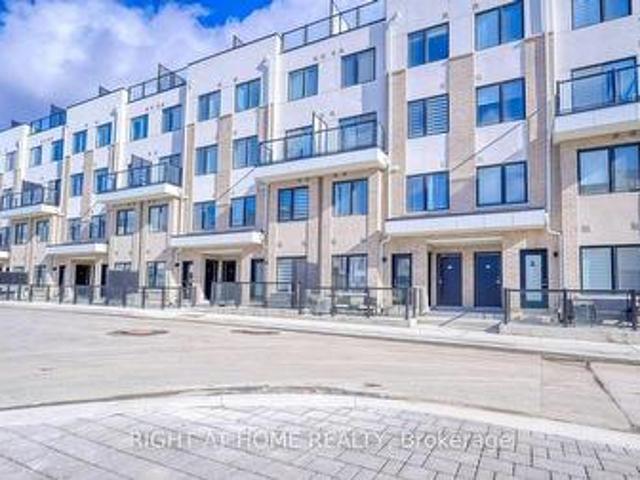 327 1 Dersan Street, Pickering, ON, L1X 0S9 townhouse for lease | Listing ID E13411 | Royal LePage