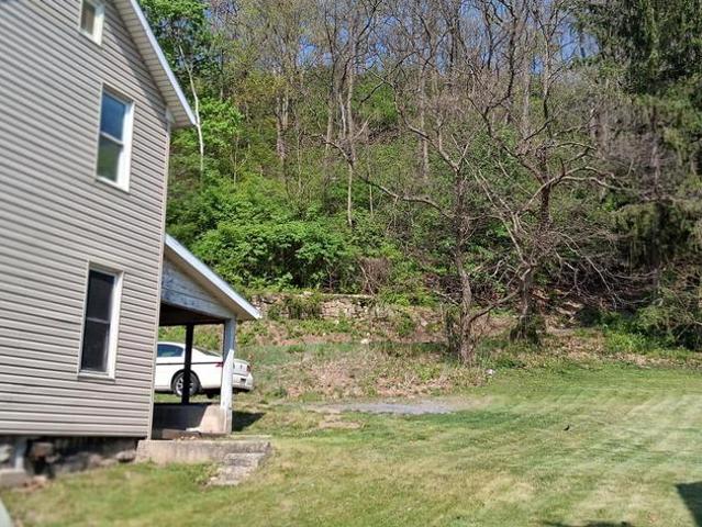 327 329 West Main St