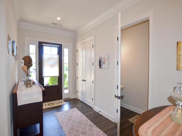 327 claibourne rd