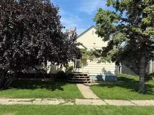 327 Bellamy Avenue, Birch Hills, SK, S0J 0G0 house for sale.