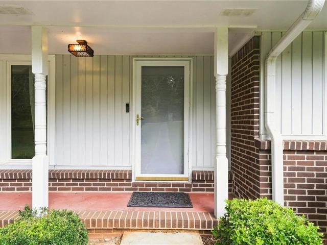 327 Green Drive