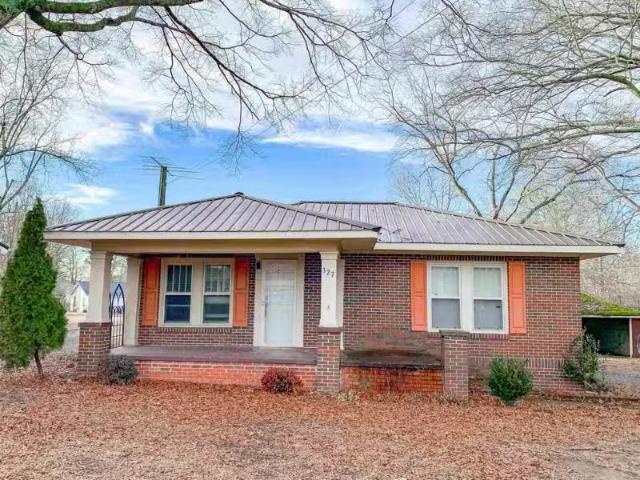 327 GUNTERSVILLE RD, ARAB, AL 35016