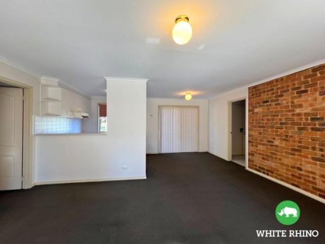 3/27 Dodsworth Street, Queanbeyan