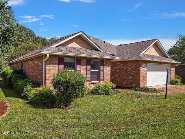 327 E Cascades Circle