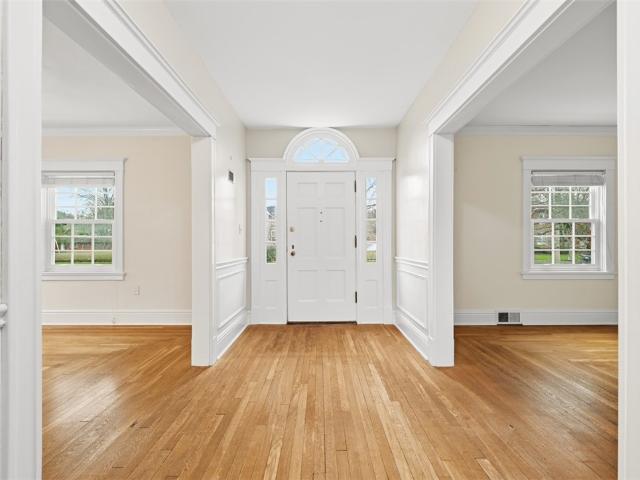 327 Meadow Lane