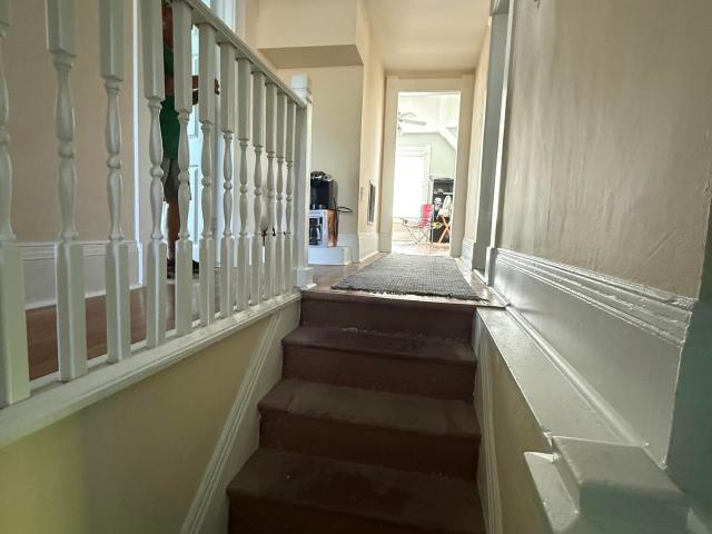 327 S West Street