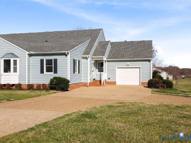 327 Prestige Pl, Unit B, Colonial Heights, VA 23834 | MLS #2606
