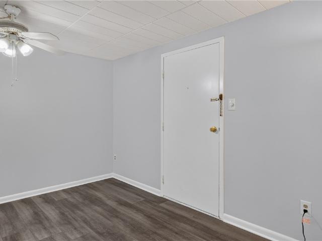 327 Ridge Point Cir 13