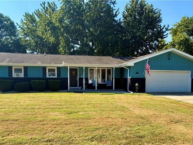327 W Samuel St, Assumption, IL 62510