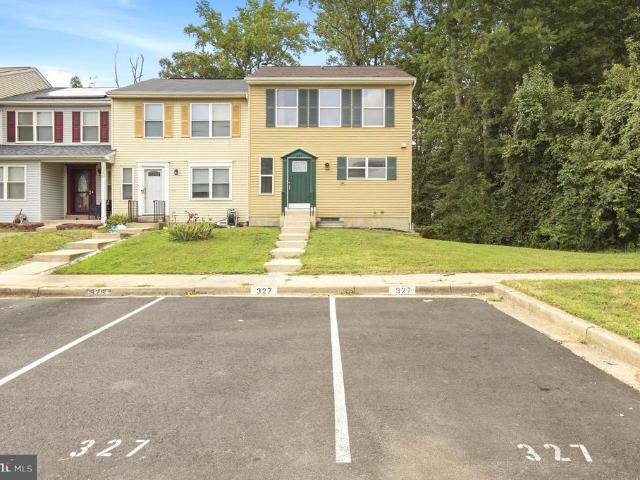 327 Woodside Place