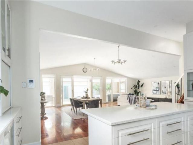 327 WATTLETREE Road MALVERN EAST