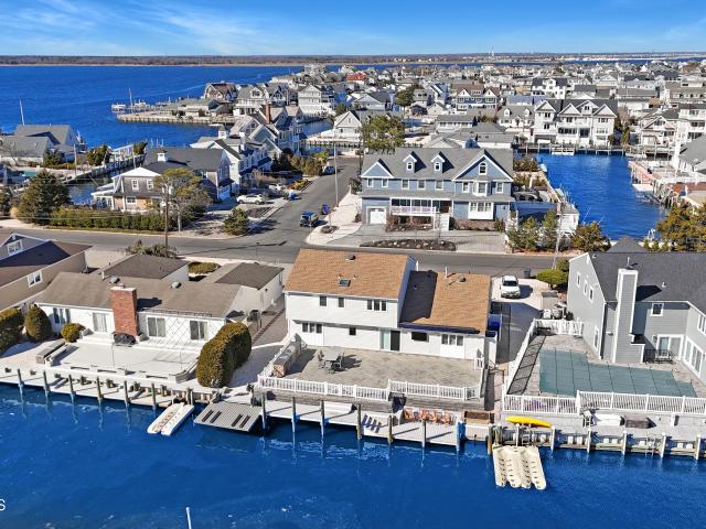 327 Tide Pond Road