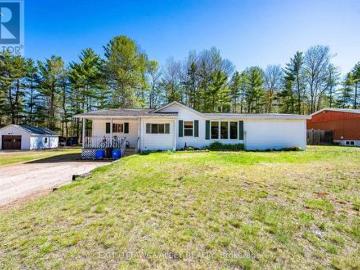 32848 Highway 17 Highway, Laurentian Hills, ON, K0J 1P0 house for sale | Listing ID X12943 | Royal LePage