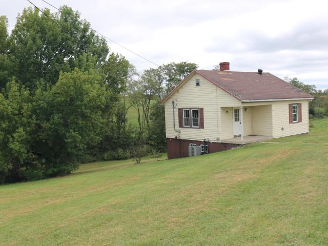 3284 Moorefield Road
