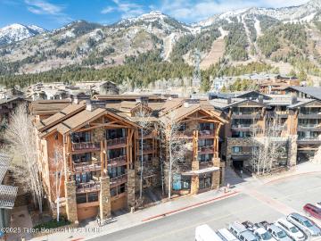 3285 Village Dr, Unit 304, Teton Village, WY 83025 | MLS #25 2802