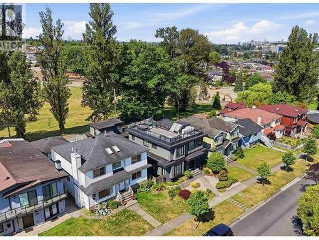 3287 Matapan Crescent, Vancouver, BC, V5M 4A9 house for sale | Listing ID R3178 | Royal LePage