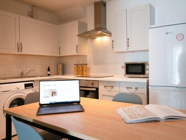 328 Claremont Road, Manchester, M14 7WJ, United Kingdom | Room for rent #140227906 | Rentberry