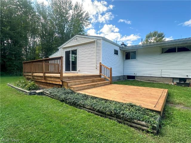 328 Geauga Portage Easterly Road NE