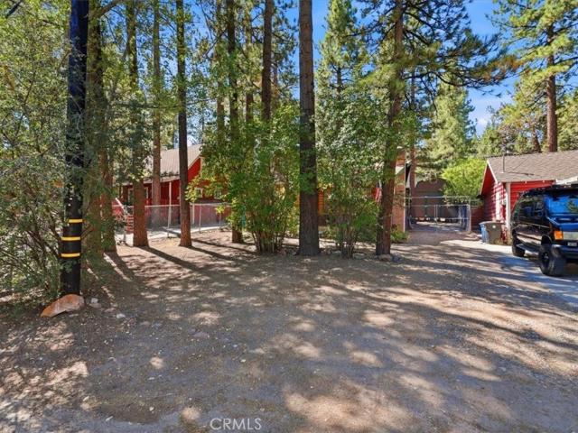 328 E Mojave