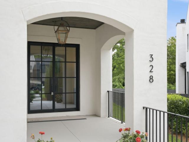 328 Kelly Glenn Ct