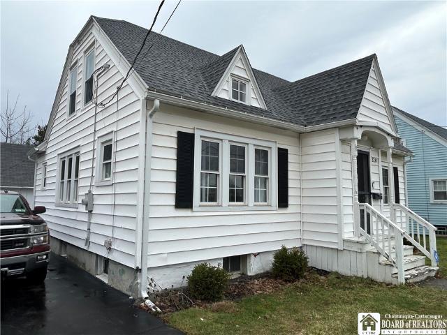 328 Hall Avenue