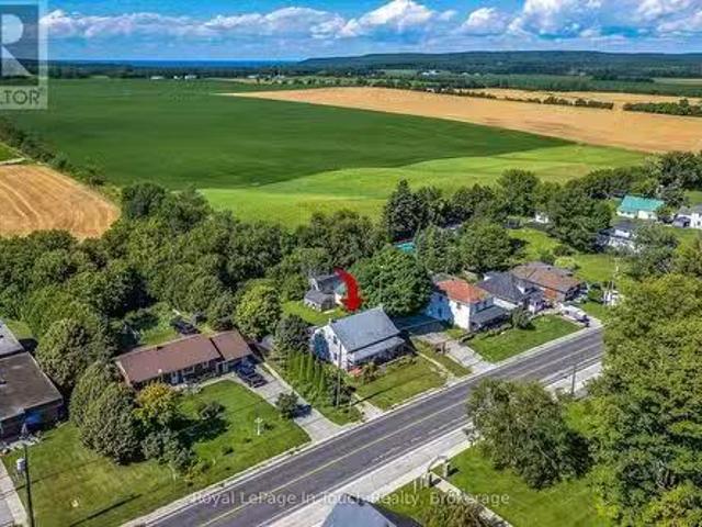 328 Lafontaine Road W, Tiny Lafontaine, ON, L9M 0H1 house.