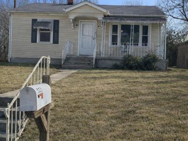 328 Mulberry St, Reidsville, NC 27320