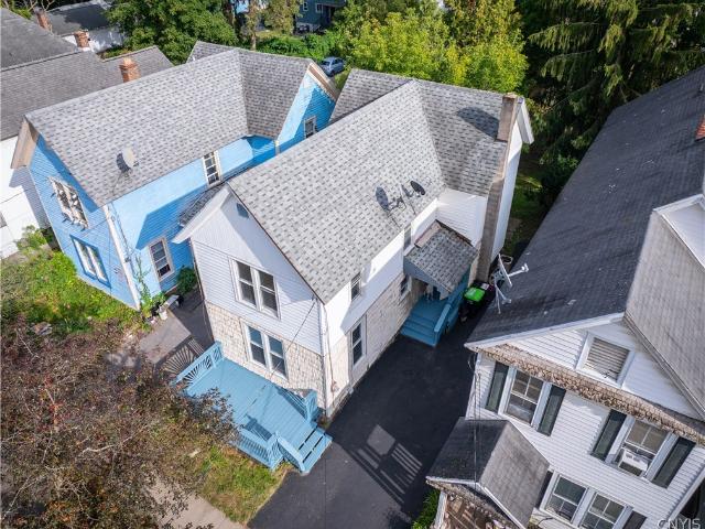 328 Pleasant Avenue