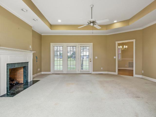 328 Riley Ave