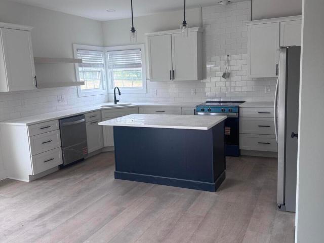 328 Wolverine Way