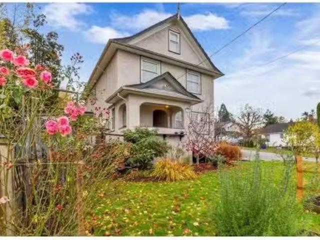 32945 3 Avenue, Mission, BC, V2V 1N2 house for sale Listing.
