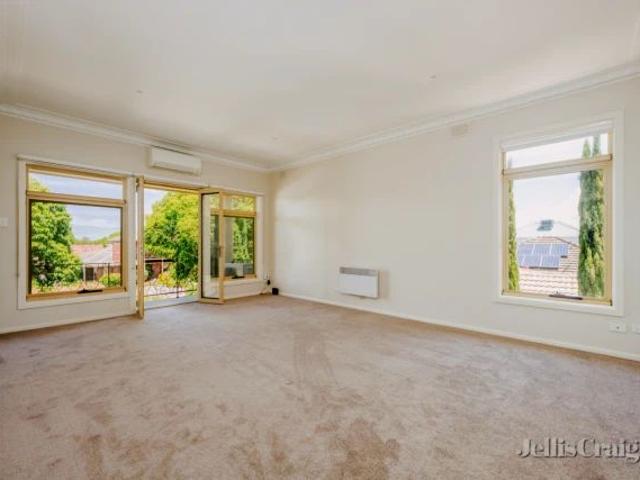 3/295 Rossmoyne Street, Thornbury, Melbourne