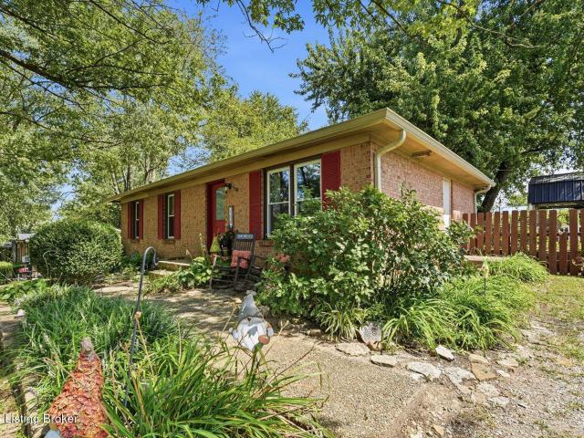 3296 Lake Jericho Rd
