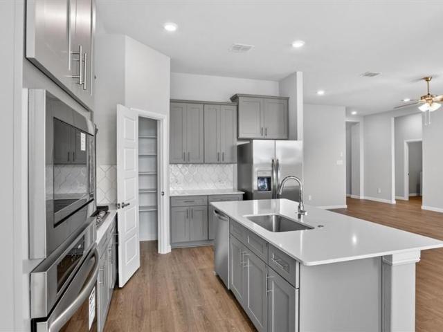 3296 Pier View Street