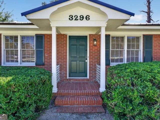 3296 Plantation Lane