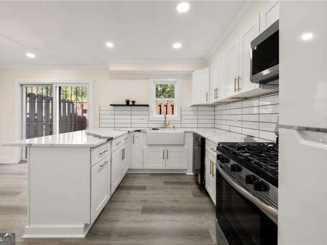 3298 Abbeywood Drive