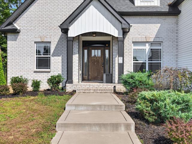 3298 Dabney Ln