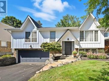 House for sale in Halton - Patio, Garden